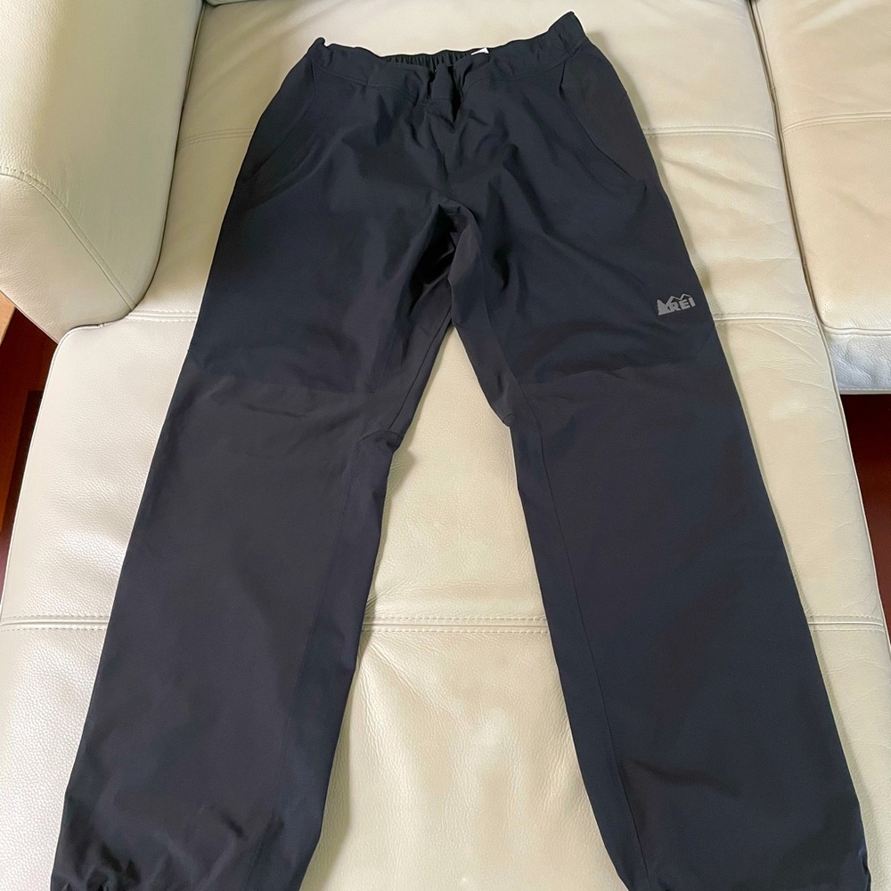 New REI men’s outdoor RN37249 pants